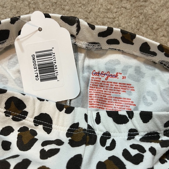 2 NEW 3T Cat & Jack leggings, black/gold metallic stars and animal print - Picture 3 of 5
